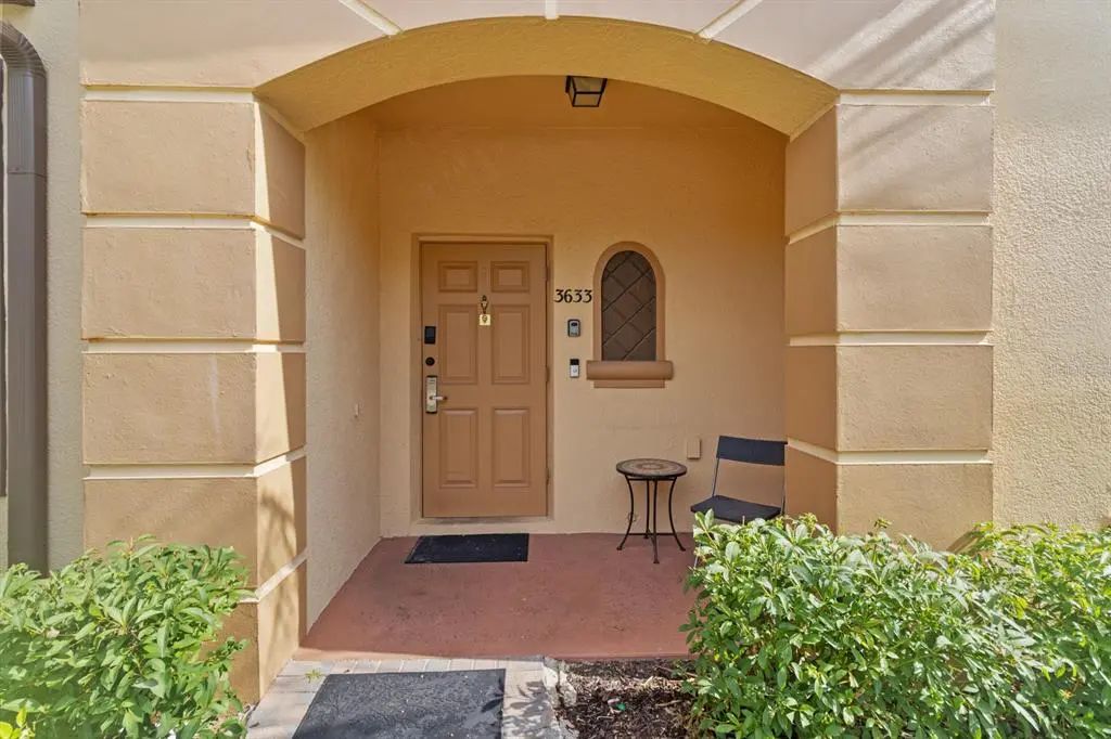 3633 Calabria Avenue, DAVENPORT