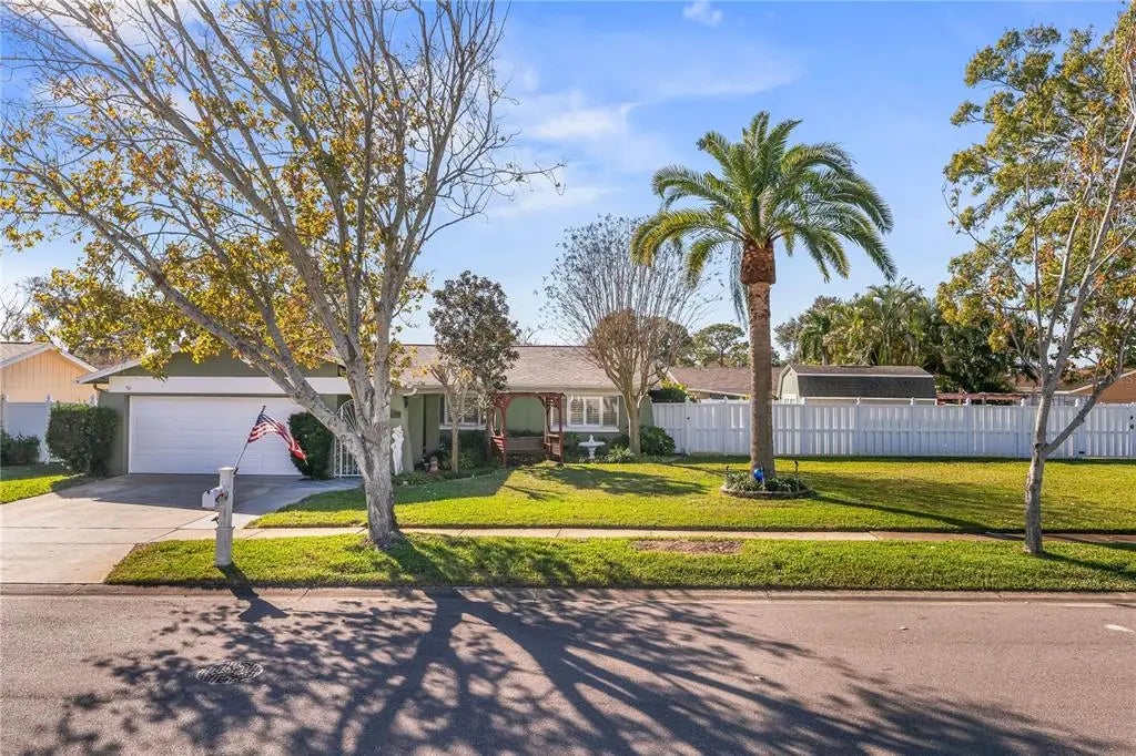 7734 Cardiff Court, ST PETERSBURG