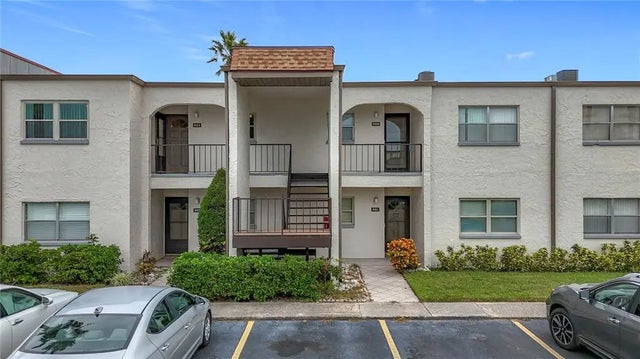 7701 Starkey Road 324, SEMINOLE