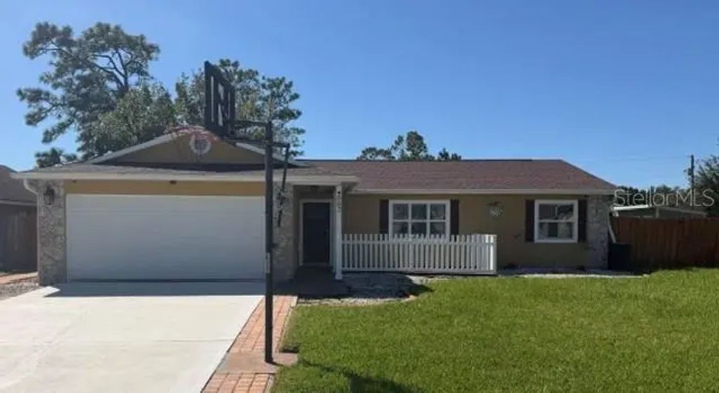 667 Jaguar Court, POINCIANA