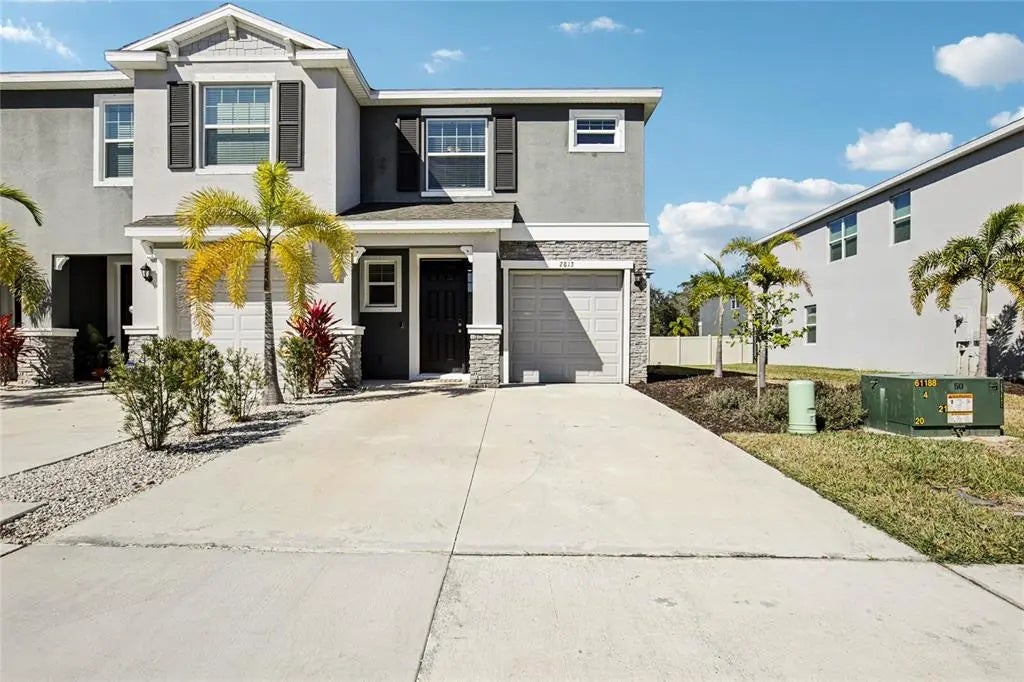 2813 Midnight Pearl Drive, SARASOTA