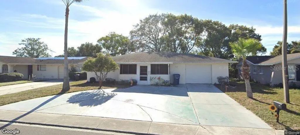 8220 Fox Hollow Drive, PORT RICHEY
