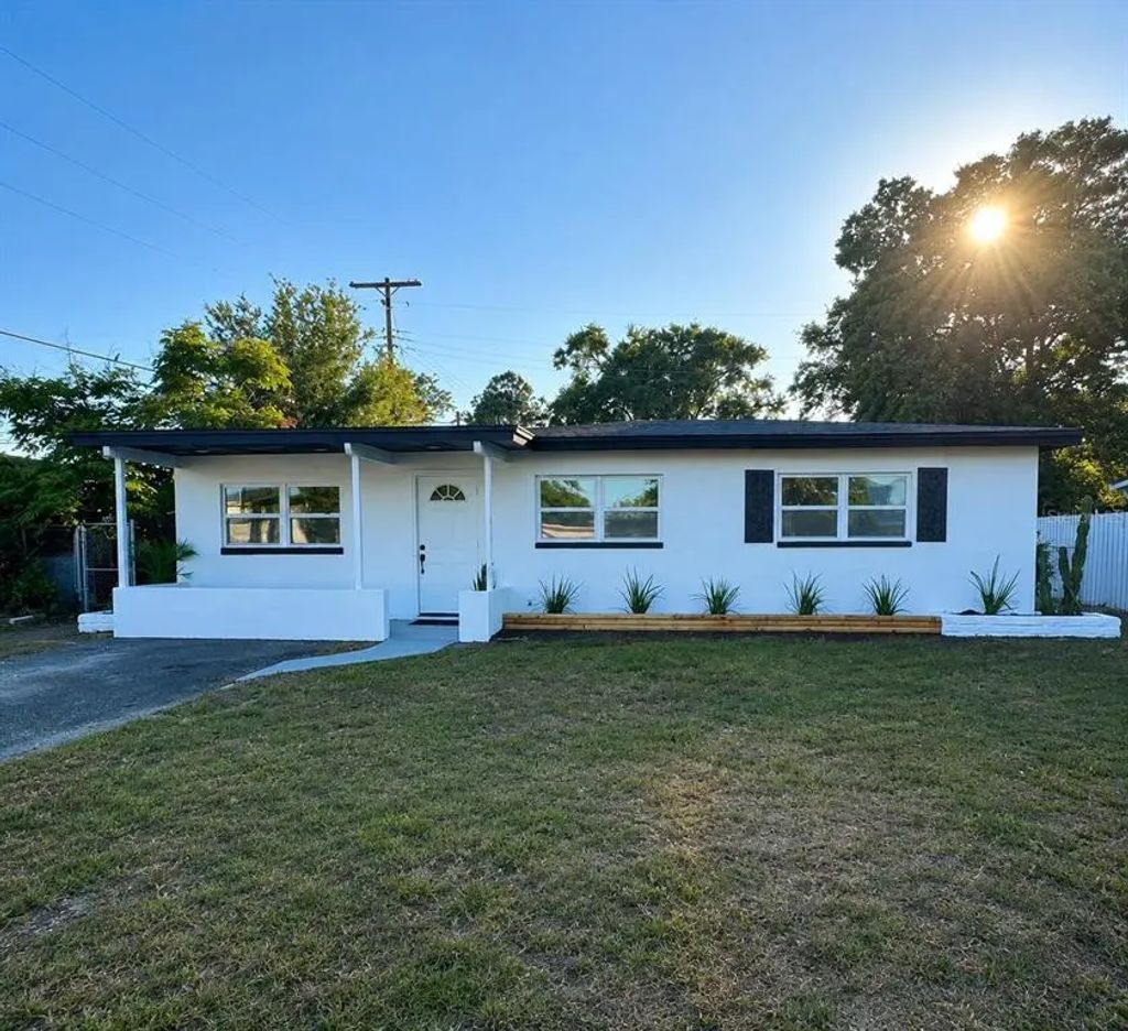 2148 Catalina Drive N, CLEARWATER