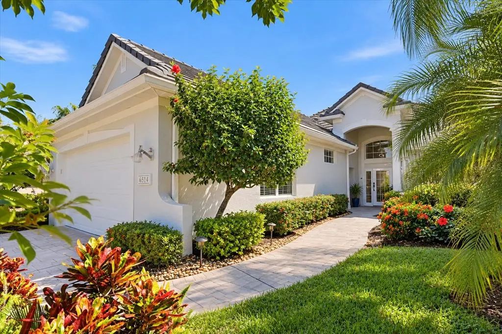 6514 Oakland Hills Drive, LAKEWOOD RANCH