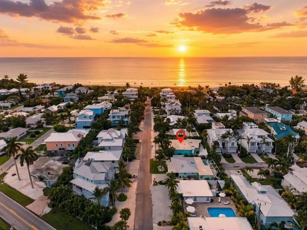 114 81st Street, BRADENTON BEACH