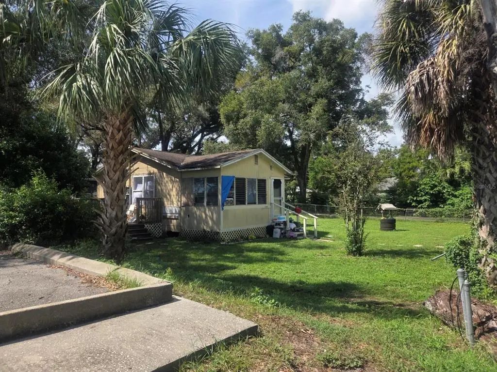 10507 Main Street, THONOTOSASSA