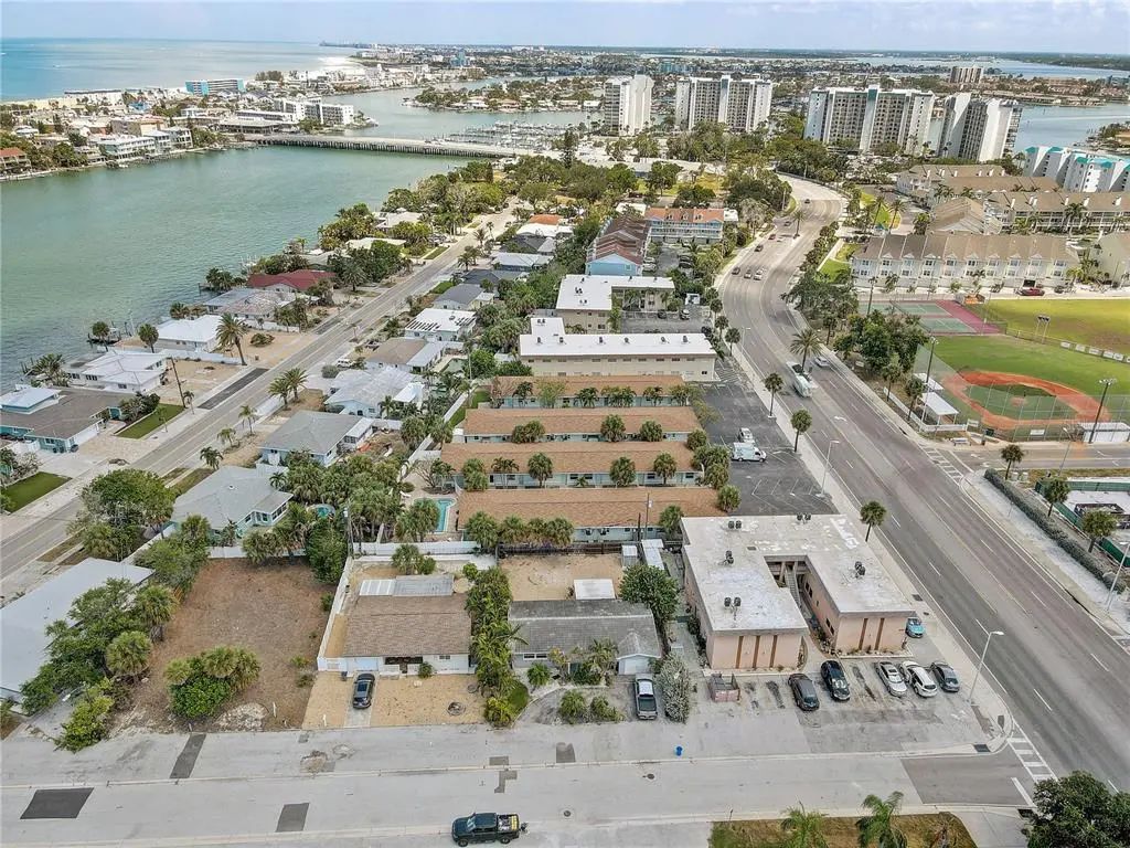 27 of 33 - 9030 Blind Pass Road C9, ST. PETERSBURG, FL