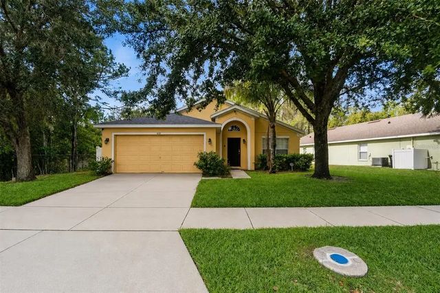 403 Sandy Ridge Drive, DAVENPORT