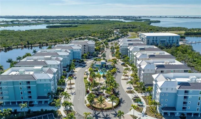 395 Aruba Circle 203, BRADENTON