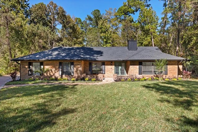 115 Forest Point Lane, LONGWOOD