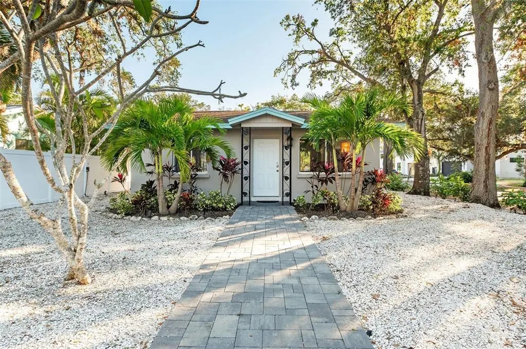 1704 Wisconsin Lane, SARASOTA