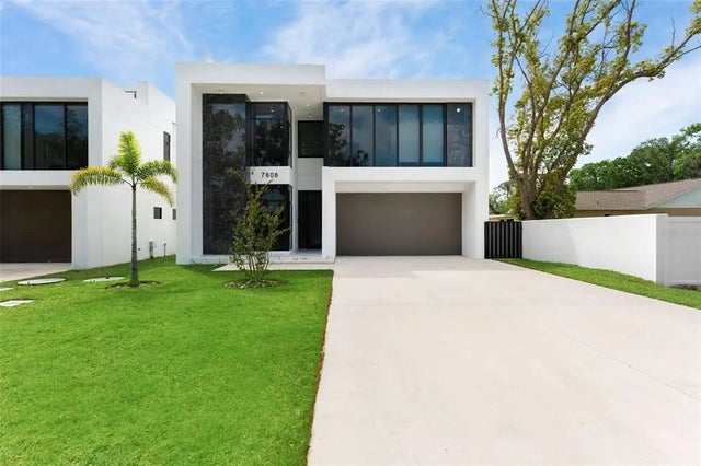 7608 Antilla Street, TAMPA
