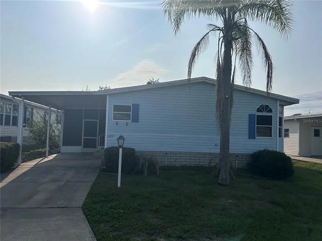 622 Dreama Drive, DAVENPORT