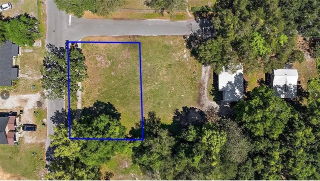 Crosby Street, LEESBURG