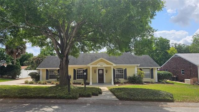 184 Lake Otis Road, WINTER HAVEN