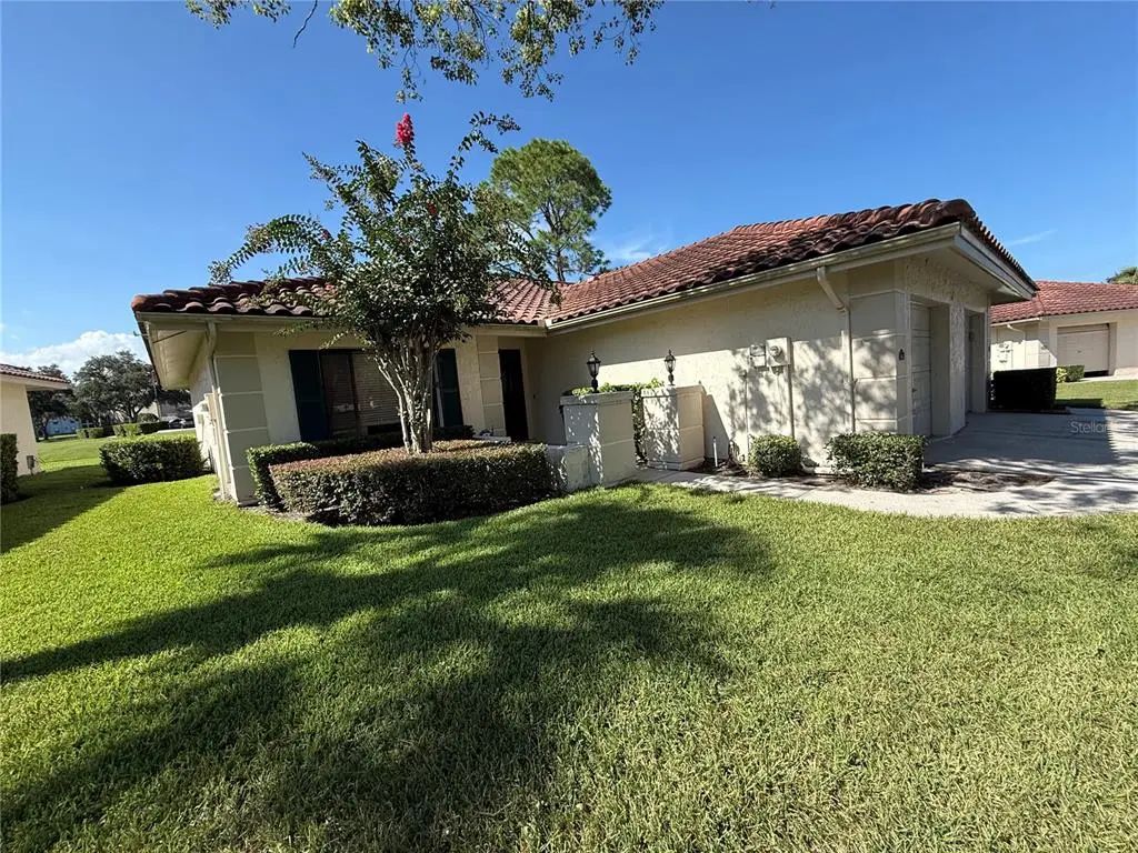 18427 Aintree Court, TAMPA