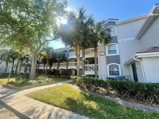 13827 Fairway Island Drive 1232, ORLANDO