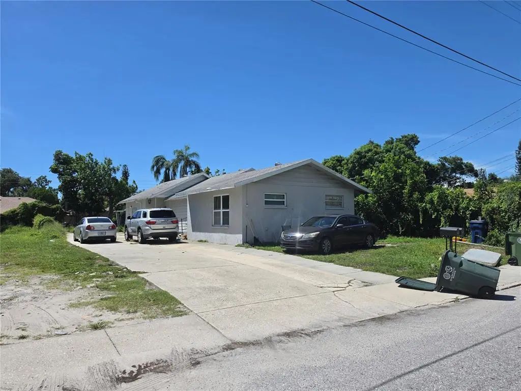 1222 17th Street W, BRADENTON
