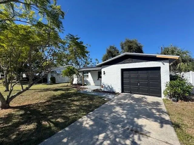 1411 39th Avenue N, ST PETERSBURG