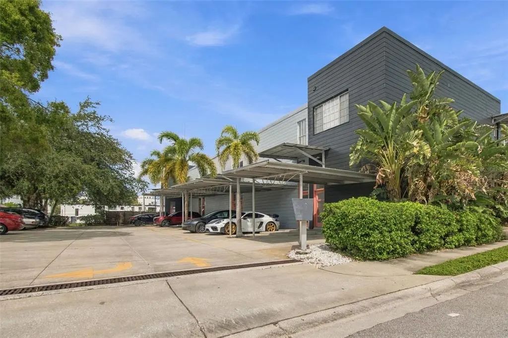 2509 W Azeele Street, TAMPA