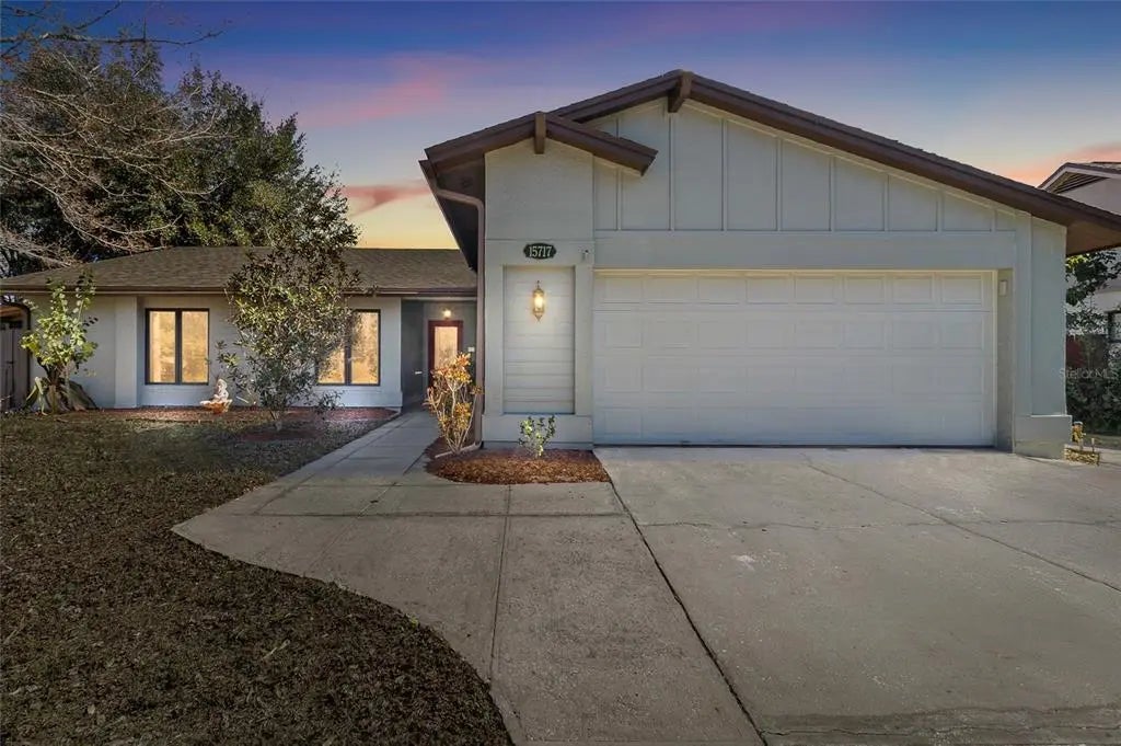 15717 Pennington Road, TAMPA