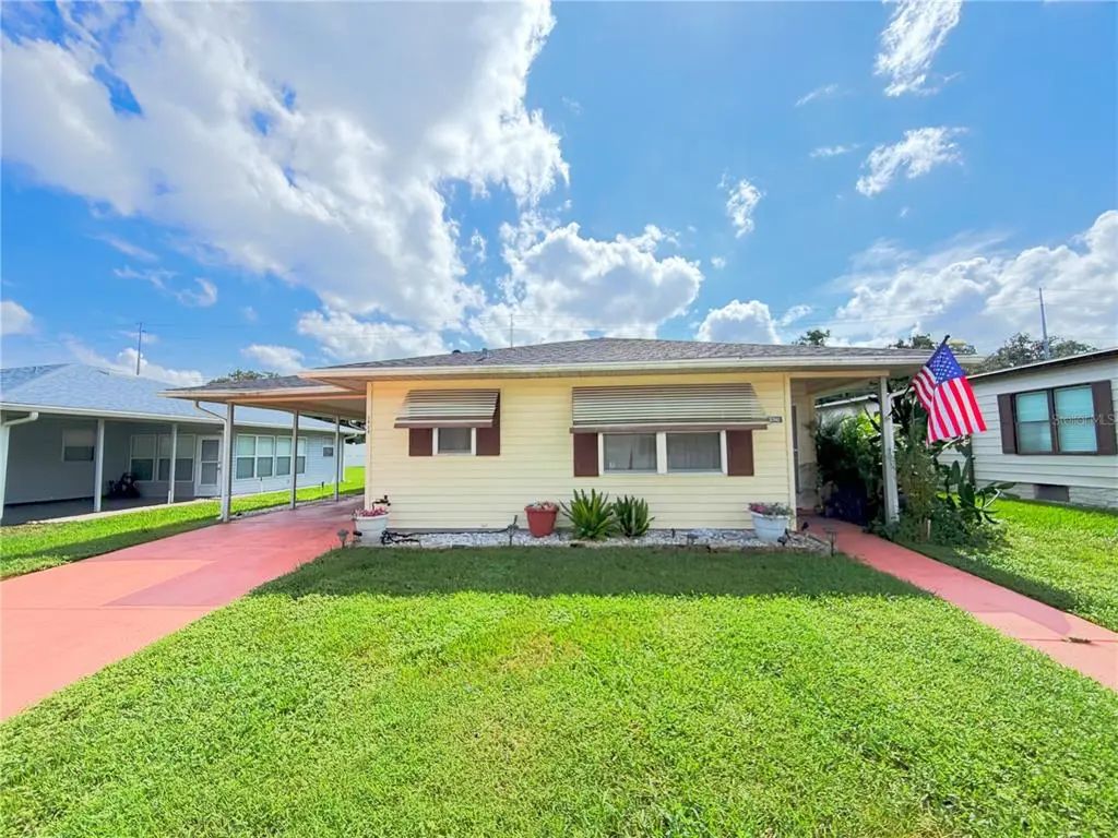 1420 Colonnades Circle S, LAKELAND