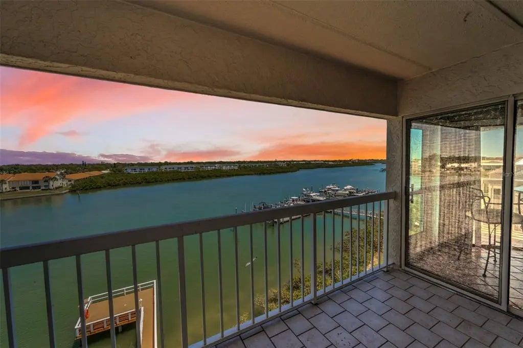 19925 Gulf Boulevard 503, INDIAN SHORES