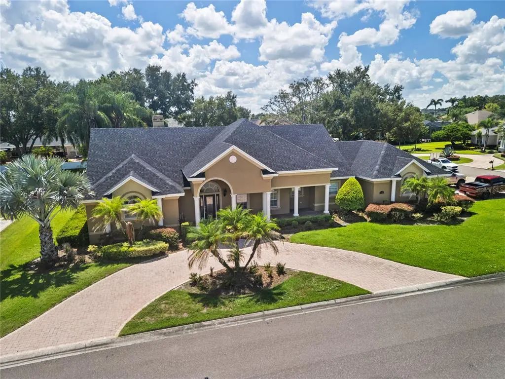 9513 Waterford Oaks Boulevard, WINTER HAVEN