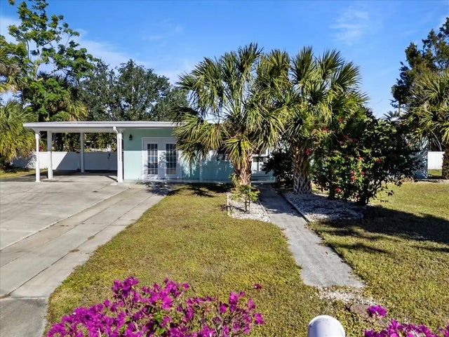 207 Waterway Circle Ne, PORT CHARLOTTE