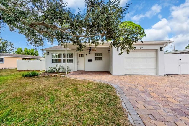 323 Freeport Avenue Ne, ST PETERSBURG