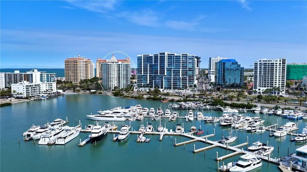 1111 N Gulfstream Avenue 10e