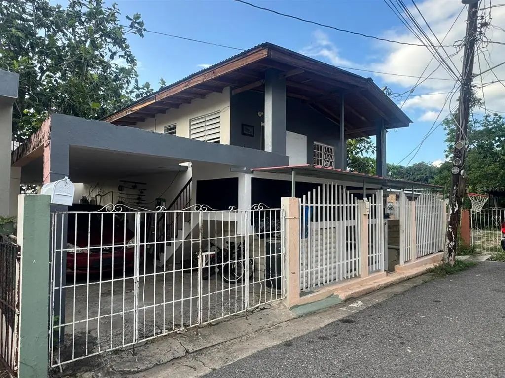 Galniel #a44 Barriada Garnier, MAYAGUEZ
