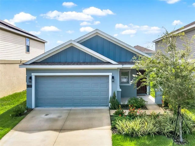 439 Cool Summer Lane, DAVENPORT