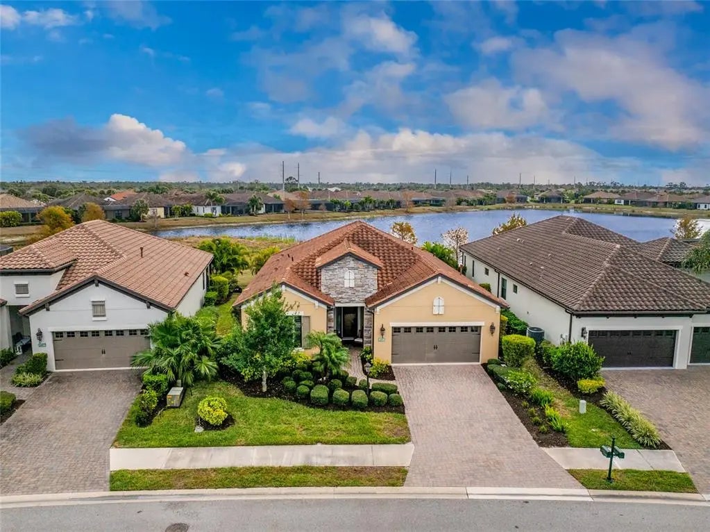 26853 Weiskopf Drive, ENGLEWOOD