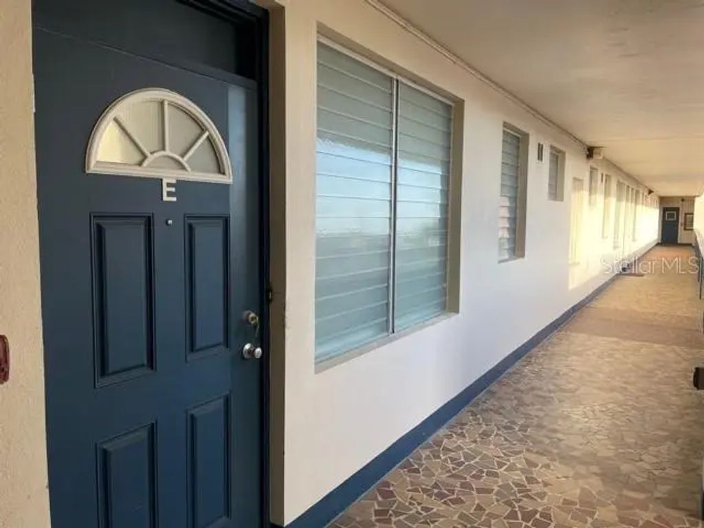 200 N Betty Lane 3e, CLEARWATER