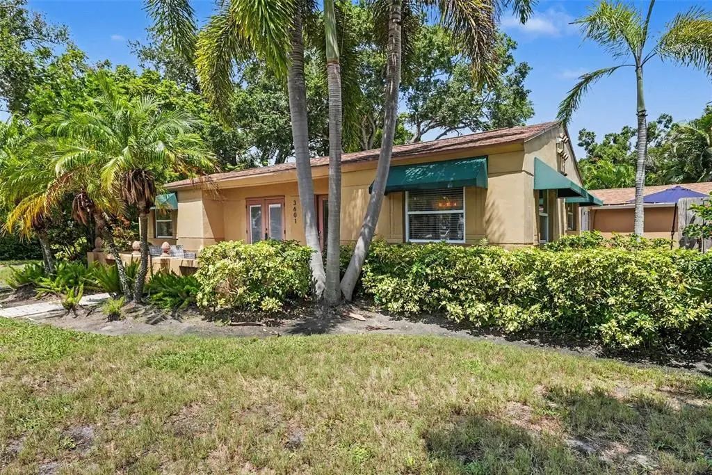 3601 W Empedrado Street, TAMPA