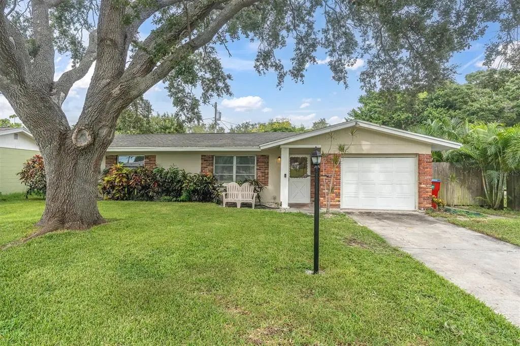 11911 84th Avenue, SEMINOLE