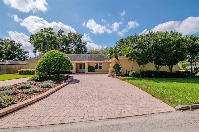 1704 W Saint Louie Street, TAMPA