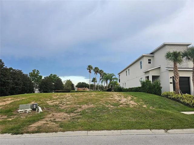 1403 Titian Court, REUNION