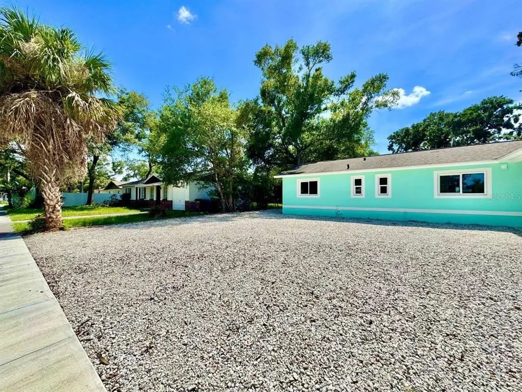 4306 Porpoise Drive A, TAMPA