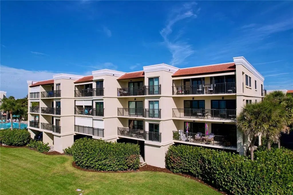 7480 Bayshore Drive 401, TREASURE ISLAND