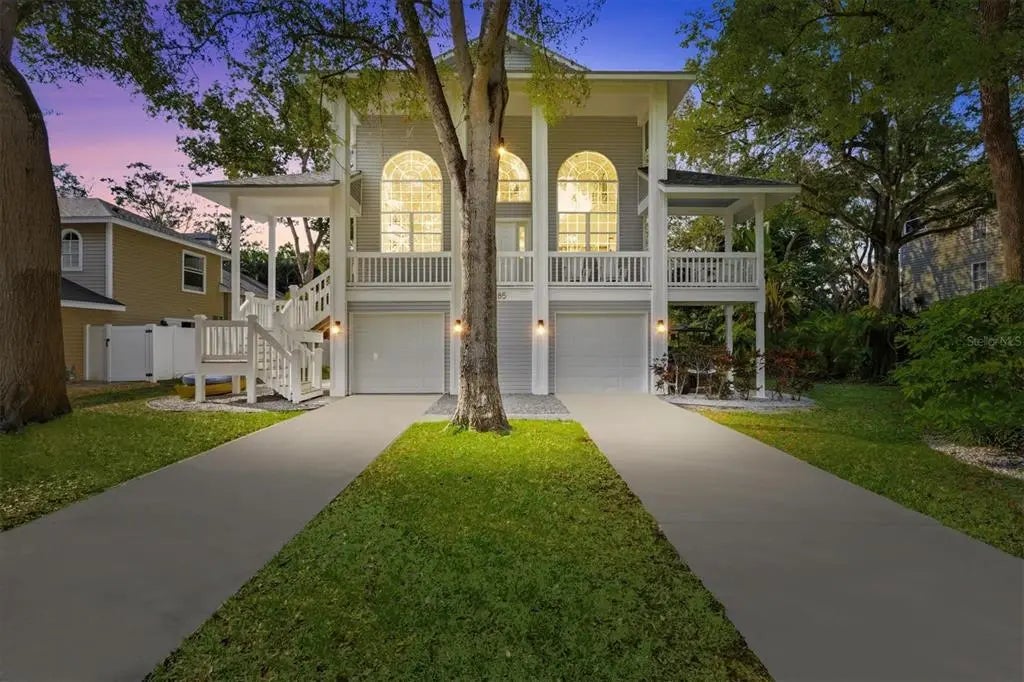 385 N Carolina Avenue, PALM HARBOR