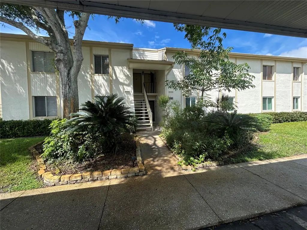 119 Cypress Court, OLDSMAR