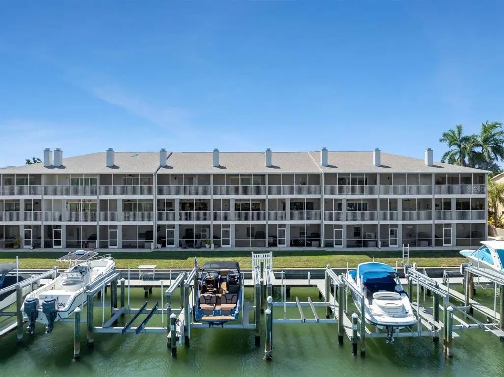 521 Pinellas Bayway S 105, TIERRA VERDE