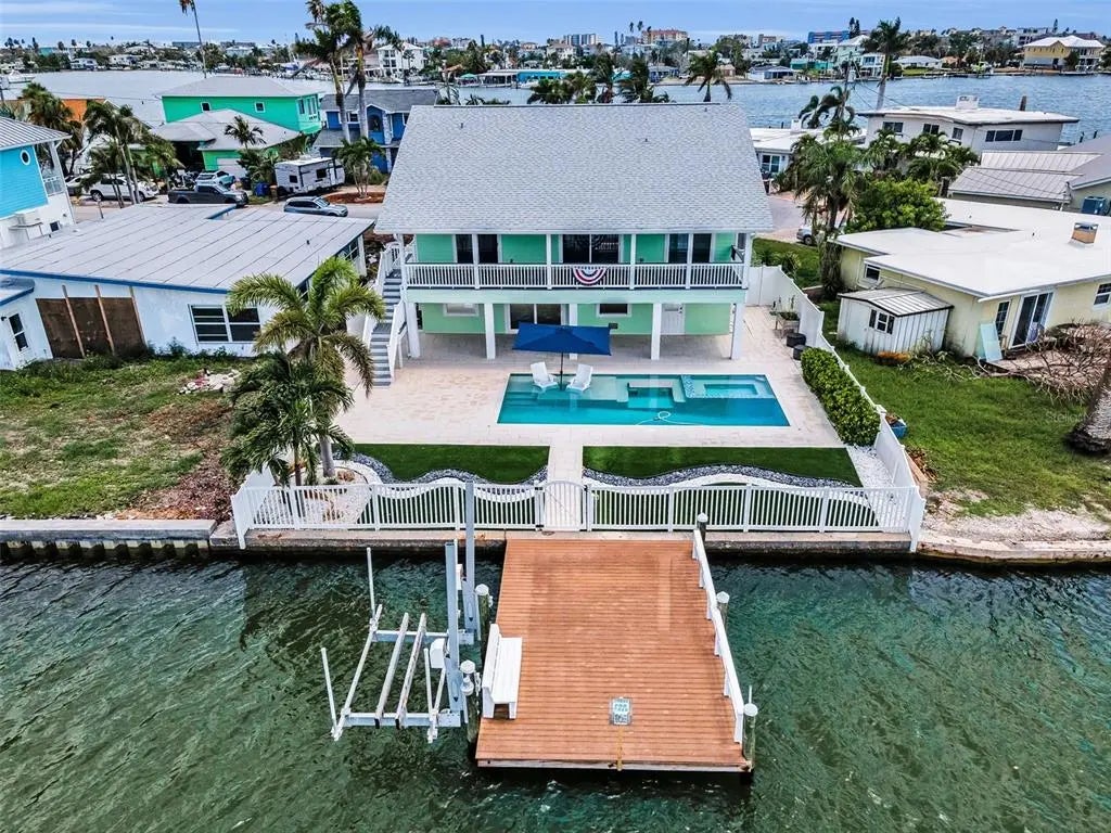 804 Bay Point Drive, MADEIRA BEACH