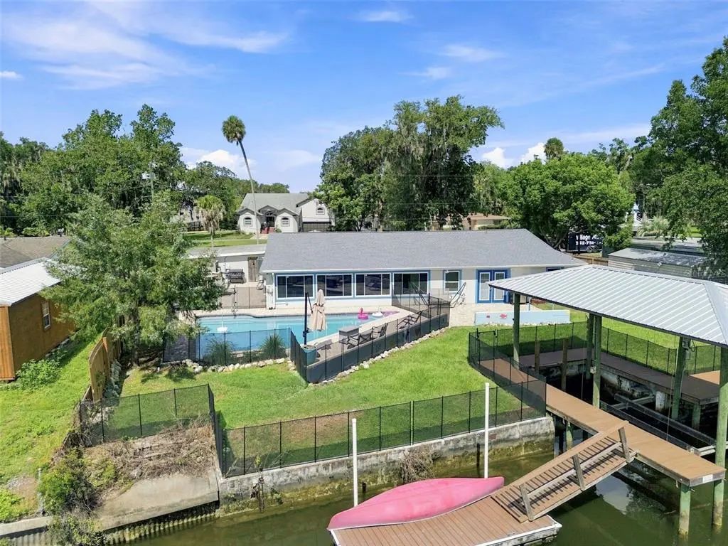 1303 Se Kings Bay Drive, CRYSTAL RIVER