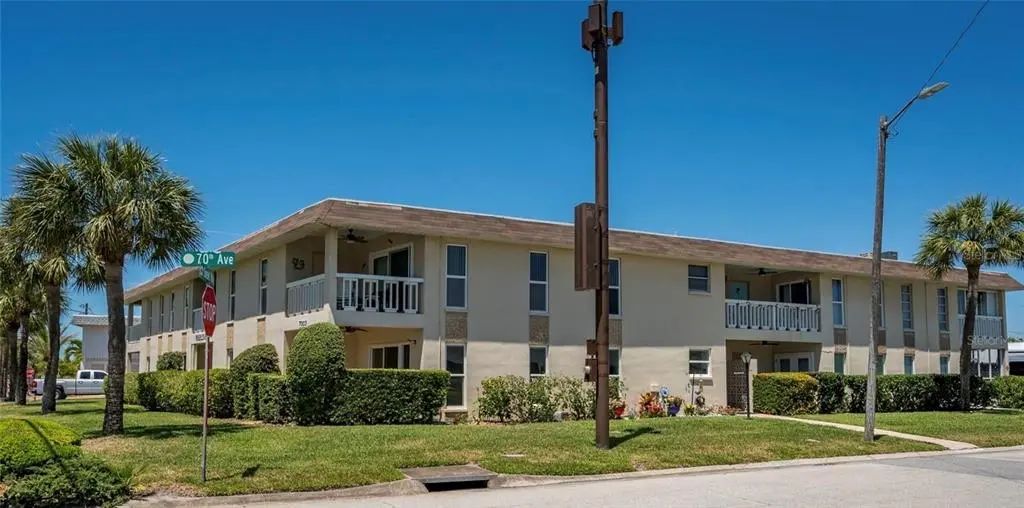 7003 Sunset Way 8, ST PETE BEACH