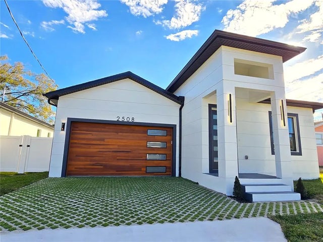 2508 W Arch Street, TAMPA