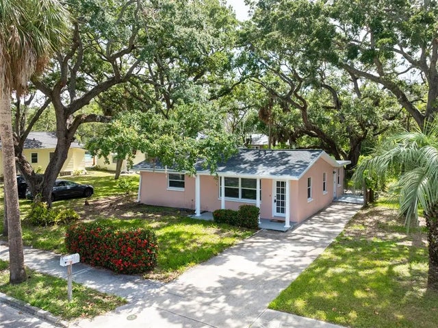 311 Banana Street, TARPON SPRINGS