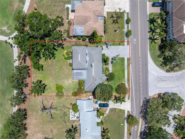 167 Almedo Way Ne, ST PETERSBURG
